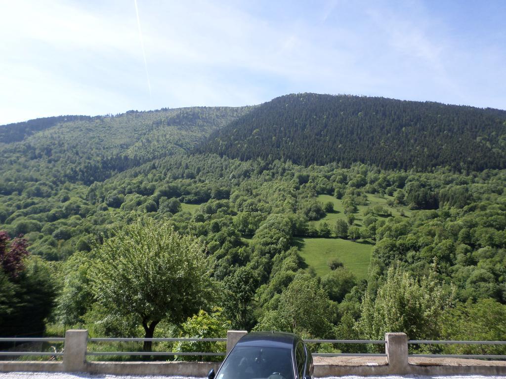 L'Esquerade Apartment Castillon-de-Larboust Cameră foto